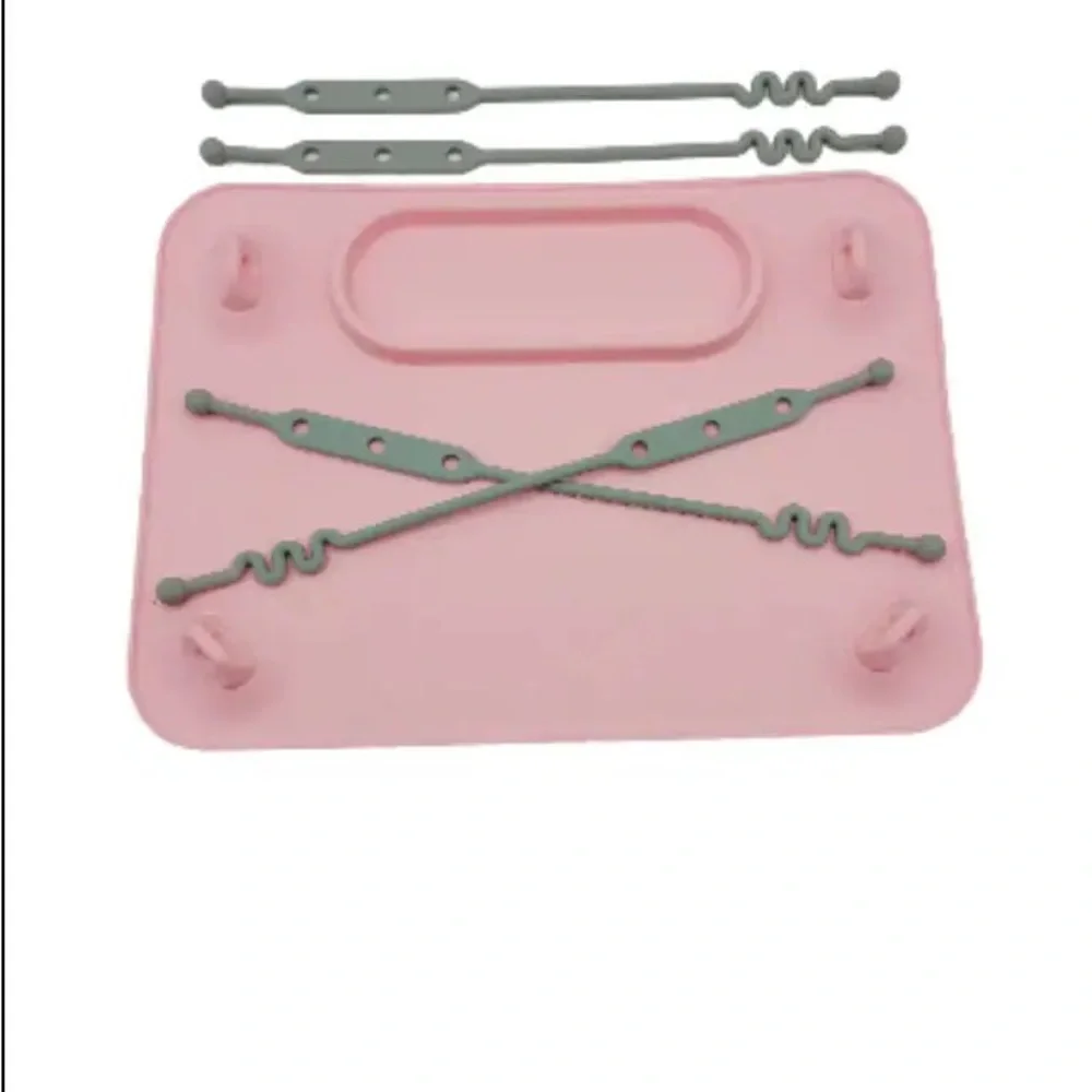 Silicone Suction Placemat Non-slip for baby/toddler 4 adjustable straps for toys